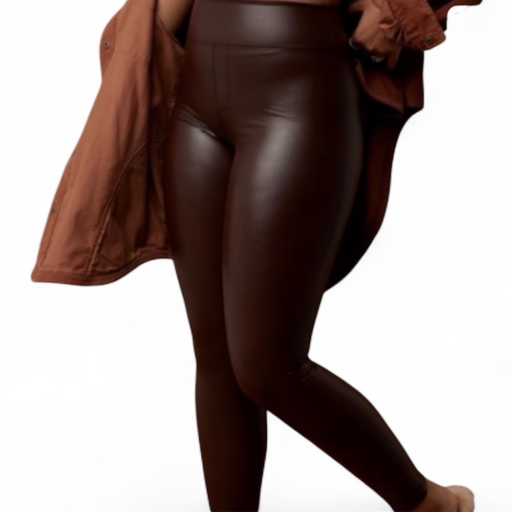 🍂🖤AERIE OFFLINE REAL LUXE FAUX LEATHER LEGGINGS🖤🍂NWT‼️ $60 RETAIL💰